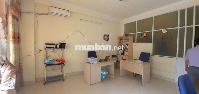 Nhà 4 tầng DT : 4,5 x 20m KDC an sương giá 8ty4 ( Sổ hoàn công đầy đủ)