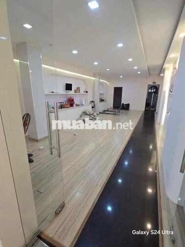 CẦN CHO THUÊ NHÀ MẶT TIỀN BỜ BAO- ĐỐI DIỆN EONL