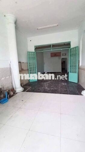 Cho thuê nhà nguyên căn mặt tiền đường Đặng Thúc Vịnh Hóc Môn