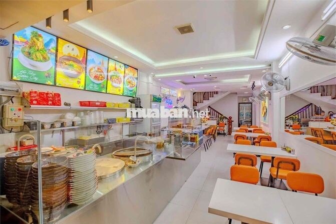 MB VIPP!! NẰM NGAY MT NGUYỄN GIA TRÍ ( D2 CŨ ) | 4.2x19m 4 TẦNG