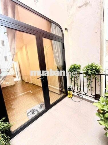 Bán nhà nhỏ xinh trung tâm Phú Nhuận