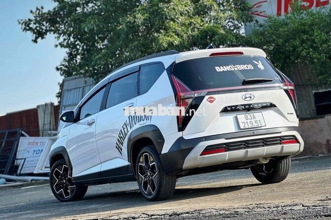 Hyundai Stargazer X Premium 2025 Trắng 7 chỗ 5 vạn