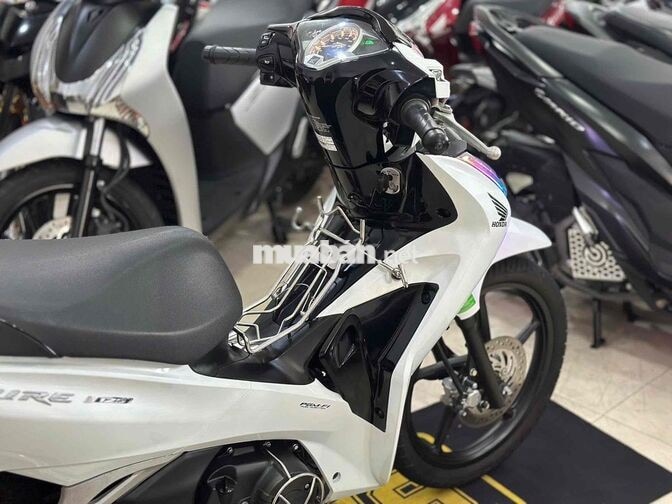 Honda Future 2024 Trắng 5000 km.BS68,Xe Chất