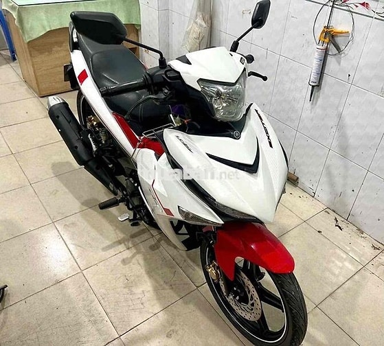 Yamaha Exciter Trắng, Đỏ Xe côn tay