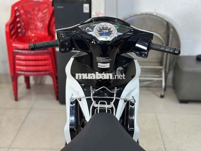 Honda Future 2024 Trắng 5000 km.BS68,Xe Chất