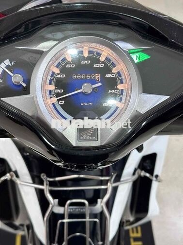 Honda Future 2024 Trắng 5000 km.BS68,Xe Chất