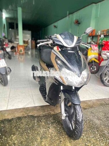 Honda Air Blade Đen vàng 2013
