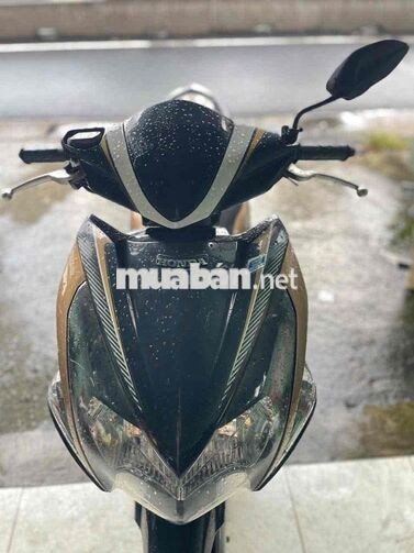 Honda Air Blade Đen vàng 2013
