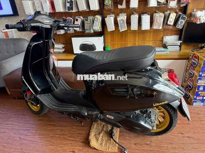 Vespa Sprint 2021