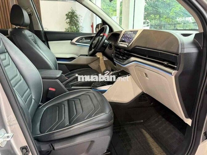Kia Carens 2026 Xám 4.000km