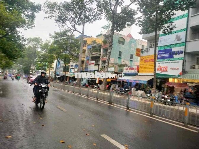 Cho thuê toà nhà VP Tạ Uyên Q5