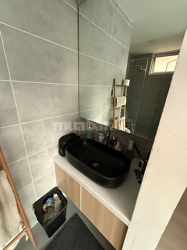 Chính chủ cần bán căn hộ đang để trống có thể bàn giao ngay