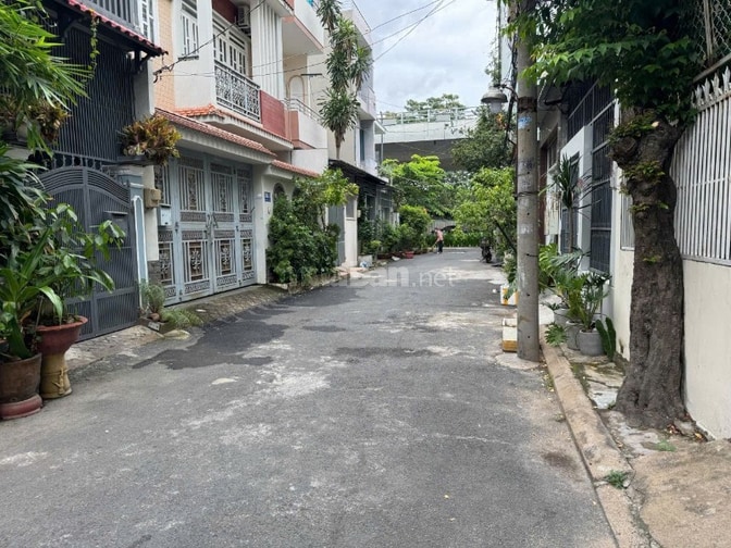 CHO THUÊ NHÀ ĐẸP LỆCH TẦNG HOÀNG HOA THÁM  TÂN BÌNH 72m2