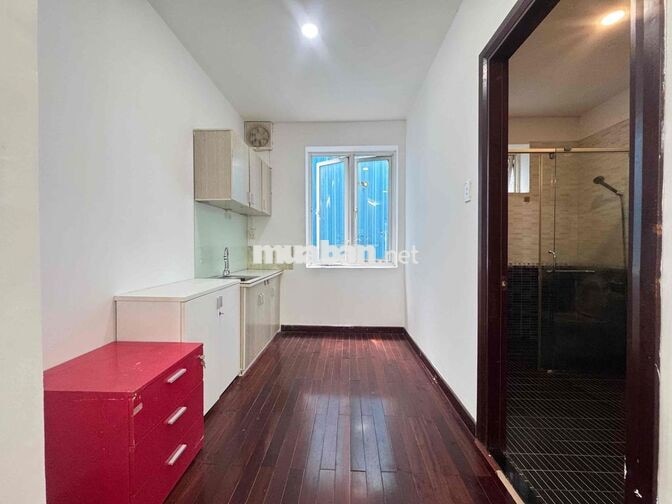 CHÍNH CHỦ CHO THUÊ STUDIO SÀN GỖ 45m2 FULL NT