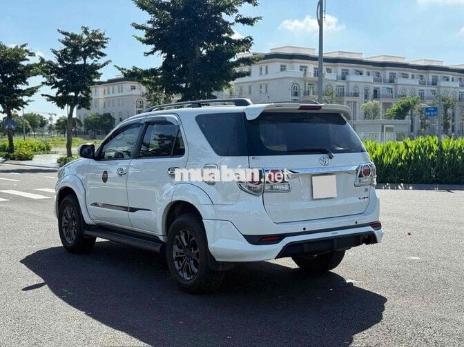 Toyota Fortuner Sportivo 2015 đi cực ít