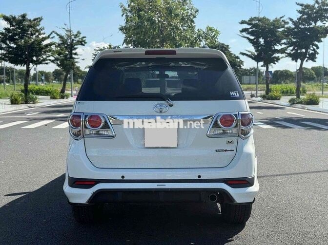 Toyota Fortuner Sportivo 2015 đi cực ít