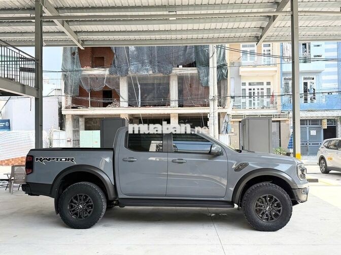 Ford Ranger Raptor 2.0L 4x4 AT 2024 Xám | 79000 Km