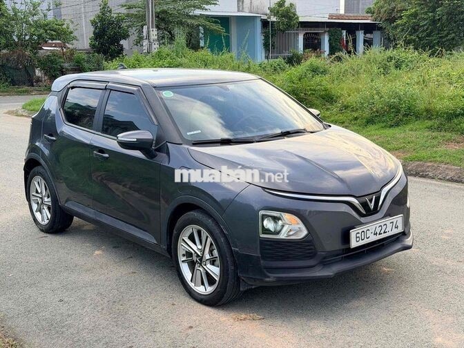 VF5 2024 đẹp keng lại là màu xám