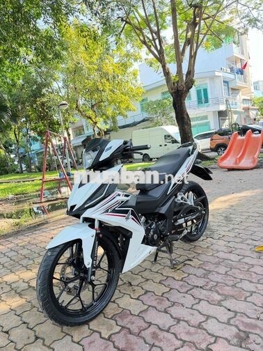 Honda Winner v1 2018 Trắng đen chính chủ bao kí
