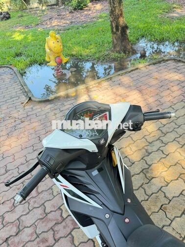 Honda Winner v1 2018 Trắng đen chính chủ bao kí