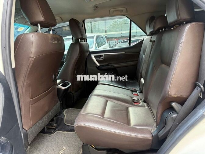 Toyota Fortuner 2.7V 2017 Trắng 78.848 km