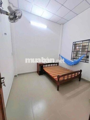 Cho thuê nhà phường Hòa an giá 5tr5
