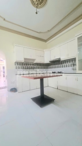 NHÀ HXH LÂM VĂN BỀN 3 TẦNG 3PN 4WC NỘI THẤT CƠ BẢN