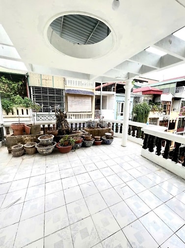 Nguyên căn Trường Chinh 50m, 4 tầng, lô góc, PL ô tô tránh, 19,5 triệu