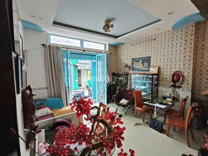 Hẻm 5m xe hơi, ~50m(5x10m) nở hậu 3 tầng 3PN, Lê Quang Định Bình Thạnh