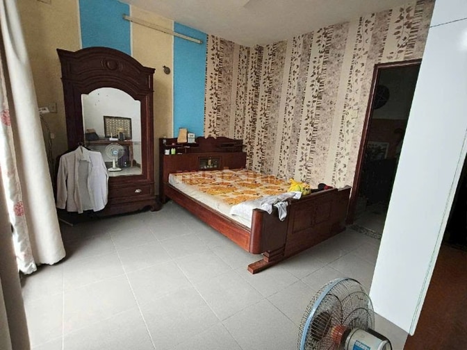 Hẻm 5m xe hơi, ~50m(5x10m) nở hậu 3 tầng 3PN, Lê Quang Định Bình Thạnh