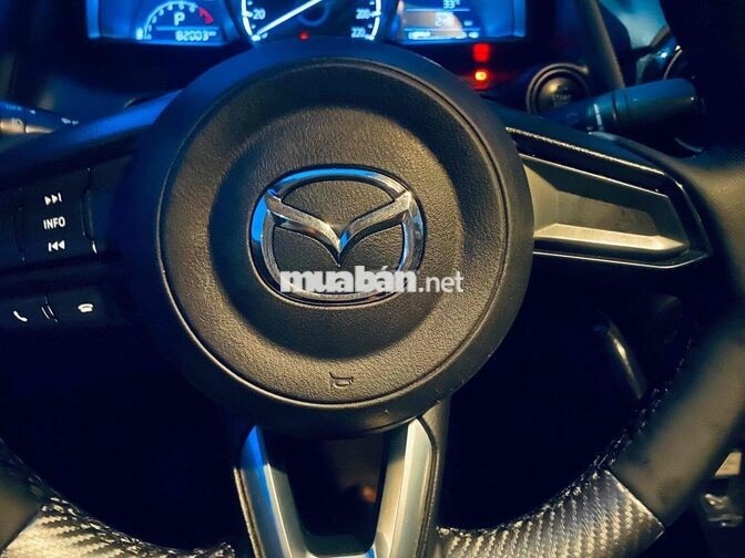 Mazda Mazda 2 2019 Tự động Đỏ