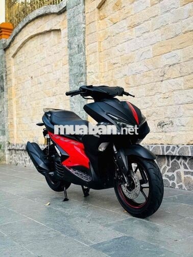 Yamaha NVX 125fi 2019 Đen nhám khoá smartkey