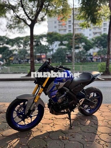 Yamaha MT-15 155cc 7000 km xám xanh xe lướt mới