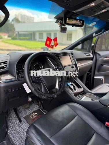 Toyota Alphard 2019 Executive Lounge - 600000 km
