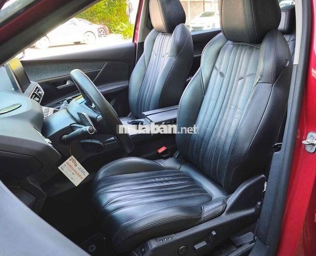Peugeot 5008 Allure 2021 chạy kĩ hỗ trợ góp