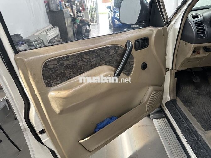 Nissan Terrano Turbo 2.7 Trắng
