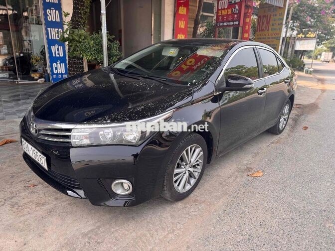 Toyota Corolla Altis 5 chỗ Tự động Xăng Đen