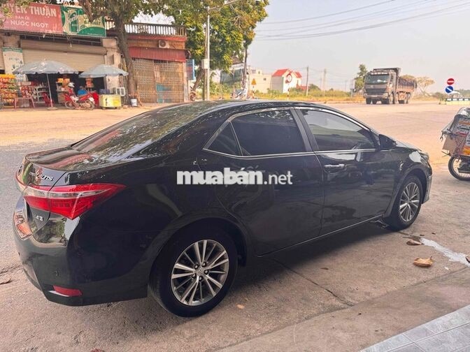 Toyota Corolla Altis 5 chỗ Tự động Xăng Đen