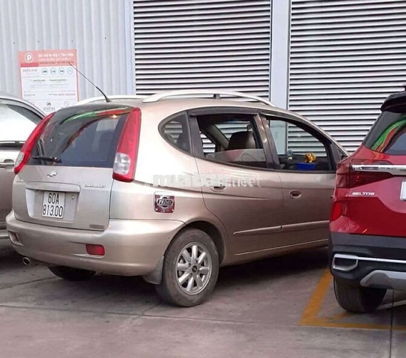 Chevrolet Vivant CDX 2011 Tự động Vàng cát