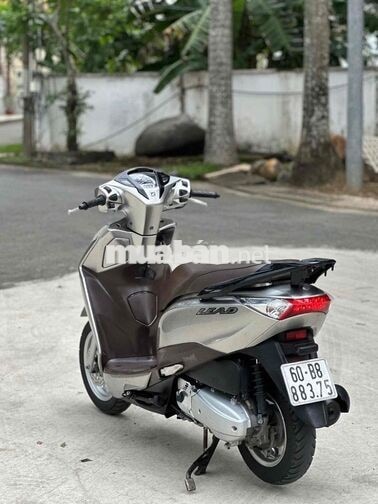 Honda Lead 2017 Bạc