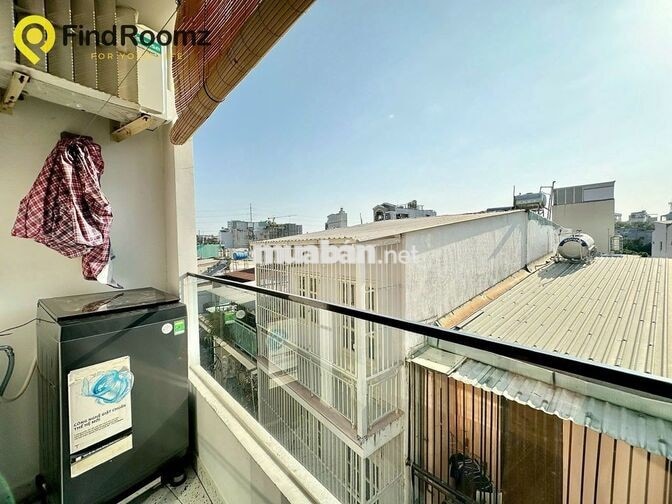 🌹Căn Hộ Dịch Vụ FUll Nội Thất, Ban Công, Rộng 40m2 ngay Phạm Văn Đồng