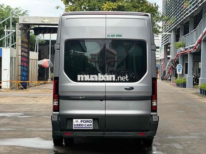 Ford Transit Premium 18 chỗ Zin 100% 👉🏻 Giá 9xx