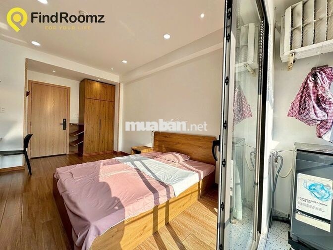 🌹Căn Hộ Dịch Vụ FUll Nội Thất, Ban Công, Rộng 40m2 ngay Phạm Văn Đồng