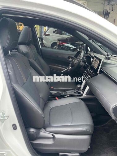 Toyota Corolla Cross 1.8V 2024 / Giá thương lượng