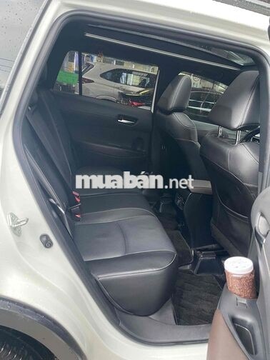 Toyota Corolla Cross 1.8V 2024 / Giá thương lượng