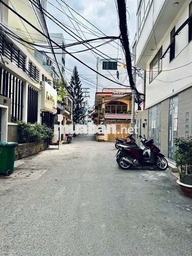 nhà nc mt đường 4x20 tr 1 lầu 3pn phó Đức Chính P1 Q.Bình thạnh