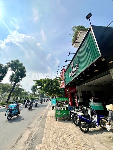 Sang quán cà phê Laha Coffee mặt tiền Nguyễn Kiệm, Gò Vấp