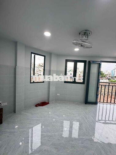 Cho thuê nhà mới xây MT Rạch Xuyên Tâm, Bình Thạnh – Trệt lầu ST, KD