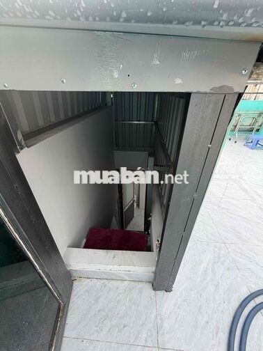 Cho thuê nhà mới xây MT Rạch Xuyên Tâm, Bình Thạnh – Trệt lầu ST, KD