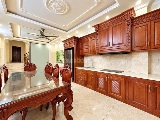 Cho thuê nhà nguyên căn Lạc Long Quân Q.Tân Bình - 4,5m x 23m 